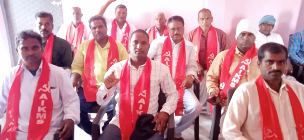 షుగ‌ర్ ఫ్యాక్టరీని తెరిపించాలి