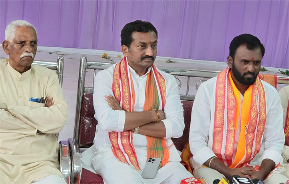 BJP’s Netaragunandan Rao”  ఎంపీ సీటుకోసం కేసీఆర్ కుటుంబంలో గొడ‌వ‌లు దుబ్బాక మాజీ ఎమ్మెల్యే ర‌ఘునంద‌న్‌రావు