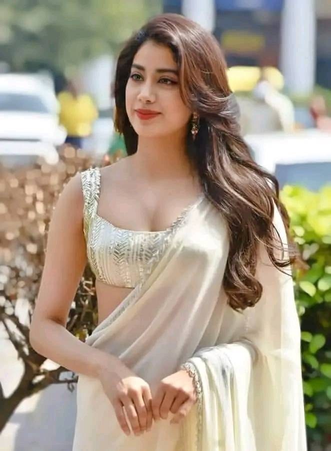 Janhvi Kapoor”తిరుమలతో అనుకోని అనుభూతి అంటున్న జాన్వీ