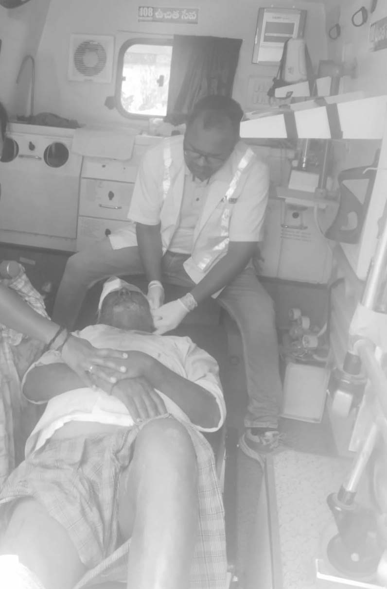 Accident” రెండు ద్విచక్ర వాహనాలు ఢీ – ఒక‌రికి తీవ్ర గాయాలు