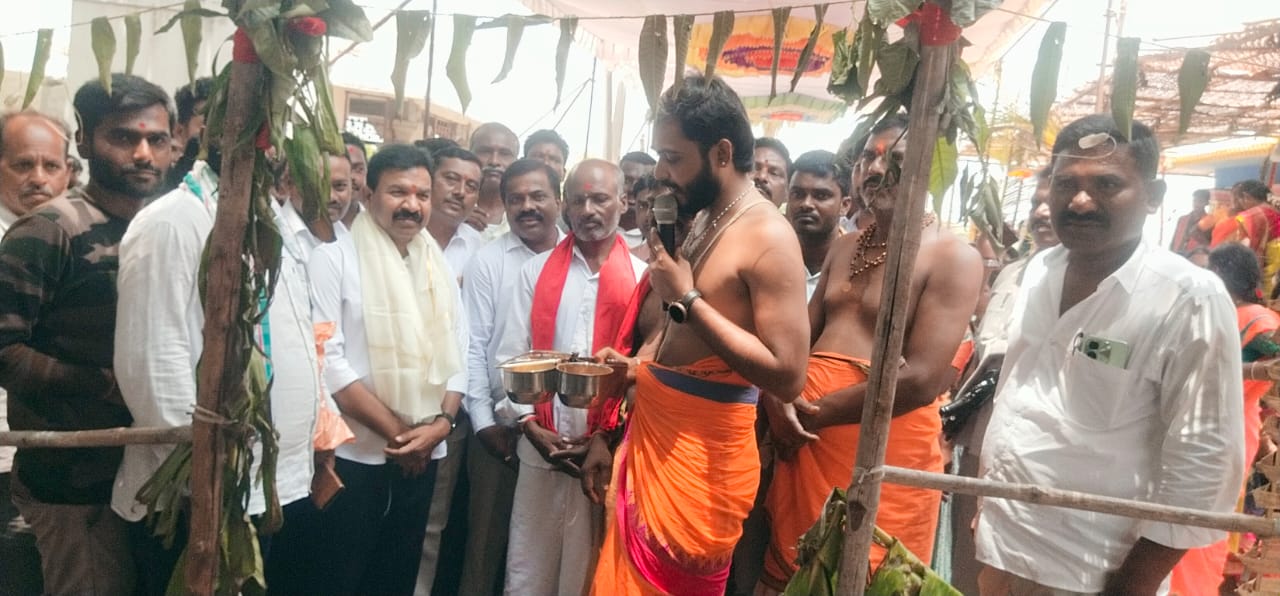 pedamma talli”  పెద్దమ్మ తల్లి విగ్రహ ప్రతిష్ట కార్యక్రమంలో పాల్గొన్న ఎమ్మెల్యే డాక్టర్ కవ్వంపల్లి సత్యనారాయణ