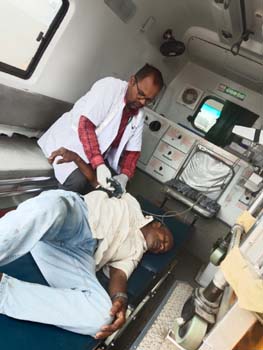 Road Accident” రోడ్డు ప్రమాదం : దైవదర్శనానికి వెళ్లి తిరిగివస్తూ తండ్రికి తీవ్ర గాయాలు