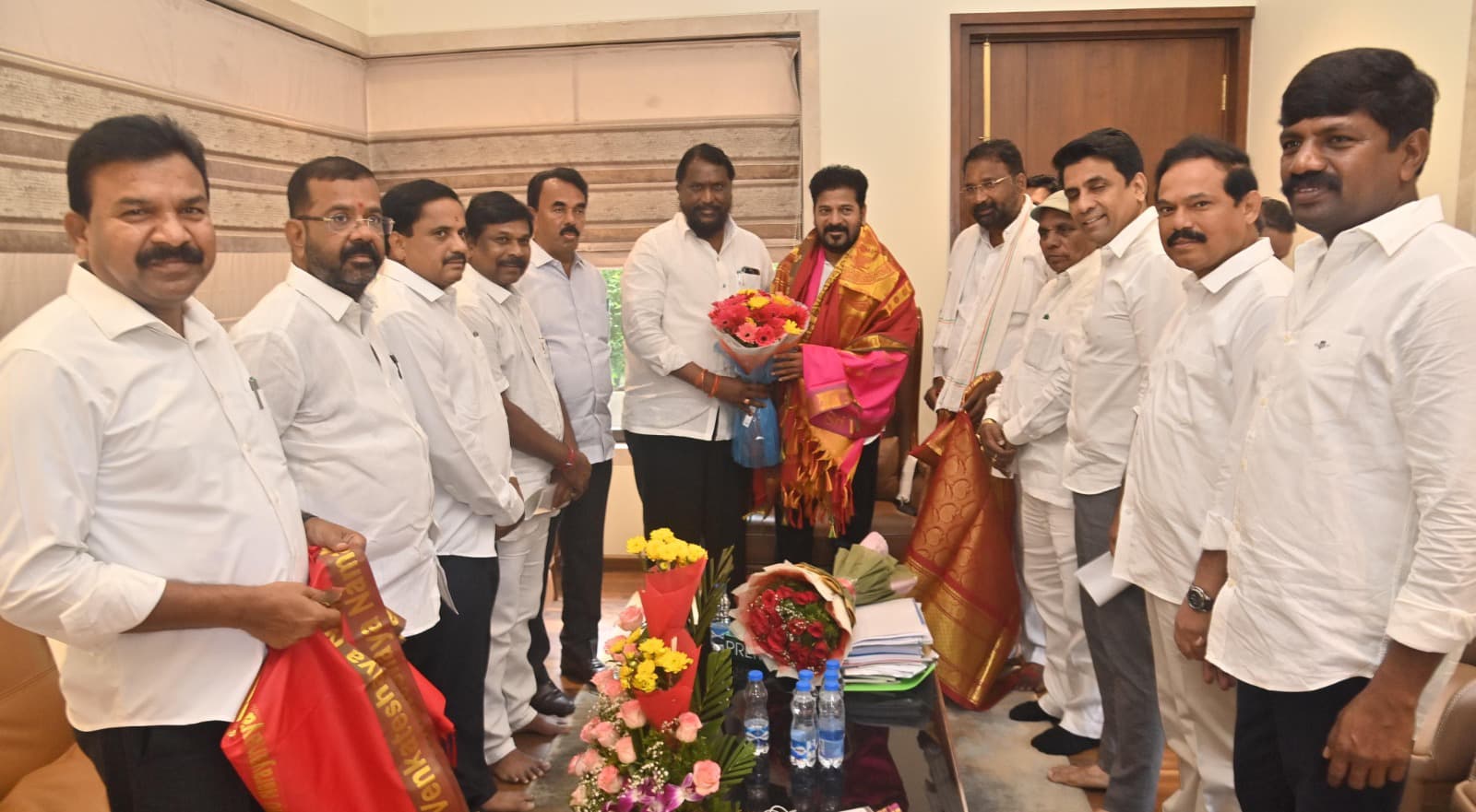 Mlas” మంత్రి అడ్లూరి నేతృత్వంలో సీఎంను కలిసిన ఎస్సీ సామాజిక వర్గానికి చెందిన ఎమ్మెల్యేలు