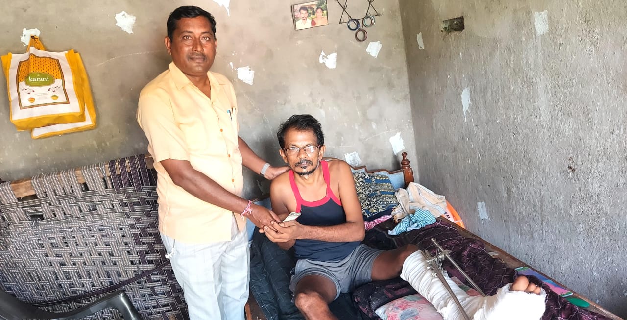 Tirupati Goud” మానవత్వం చాటుకున్న నాయకుడు గట్టు తిరుపతి గౌడ్