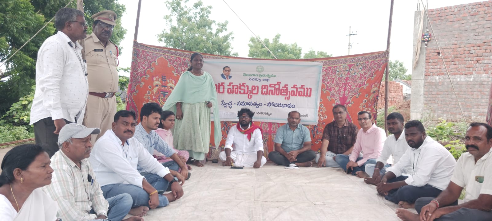 Tahsildar” అంబేద్కర్ కలలుగన్న కుల రహిత సమాజాన్ని నిర్మించాలి – తహసిల్దార్ సురేఖ