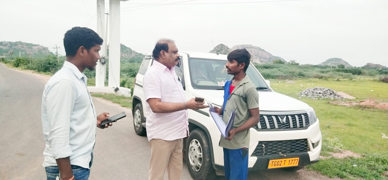 RTA Documents” వాహన ధ్రువపత్రాలు తప్పనిసరి: హుజురాబాద్ ఆర్టీఏ అధికారి వేణు