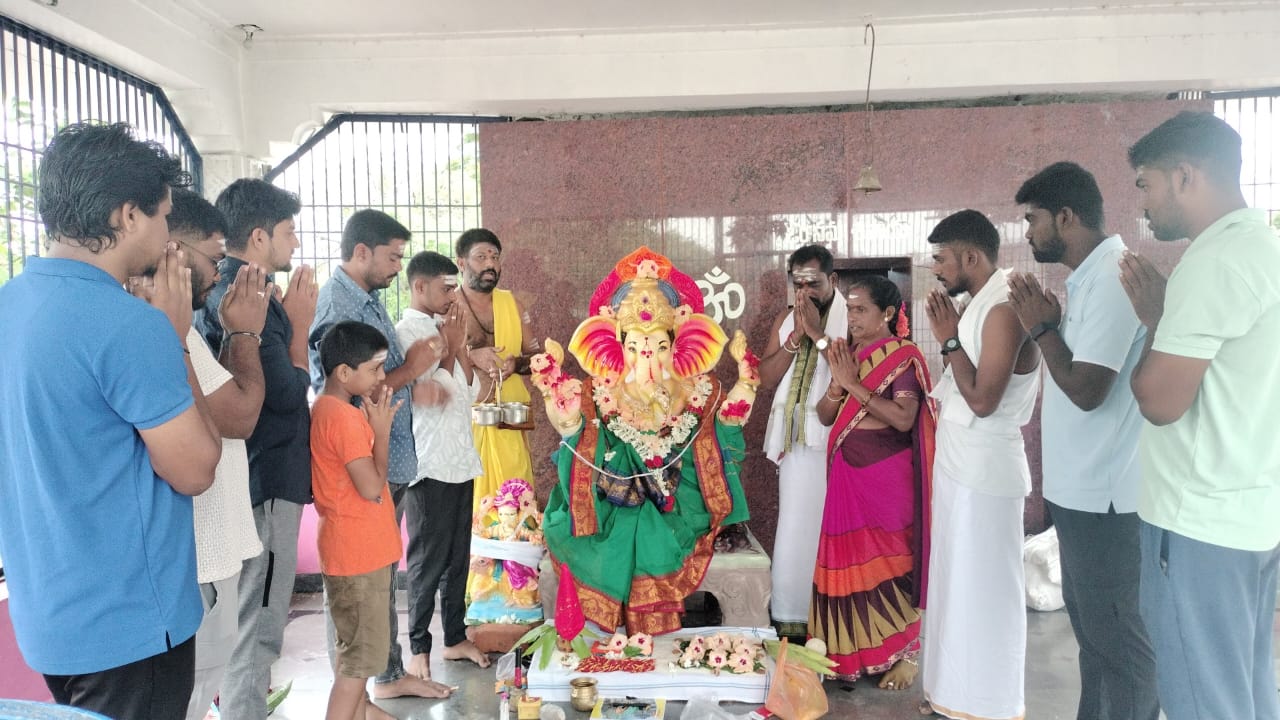 Ganesh Festival” శంకరపట్నంలో కొలువుదీరిన బొజ్జ గణపయ్య..