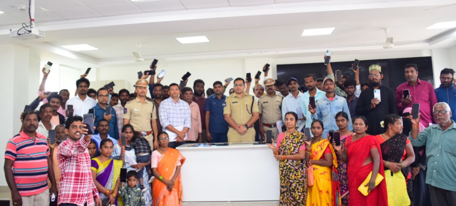 Rajanna sircilla” ఫోన్ల రికవరీలో సౌత్ ఇండియాలోనే నంబర్ 1! దేశవ్యాప్తంగా రాజన్న సిరిసిల్ల పోలీసుల మార్కు: