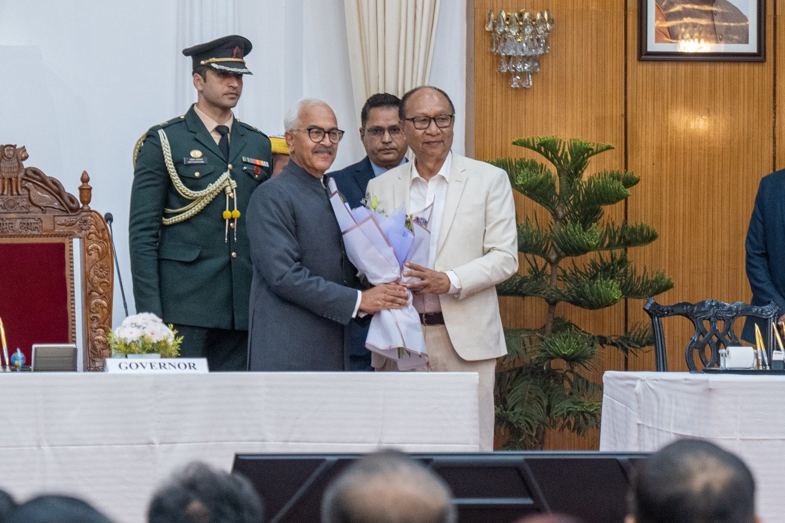 manipur”  మణిపూర్‌లో ముగిసిన రాష్ట్రపతి పాలన: నూతన ముఖ్యమంత్రిగా ఖేమ్‌చంద్ సింగ్ బాధ్యతలు!